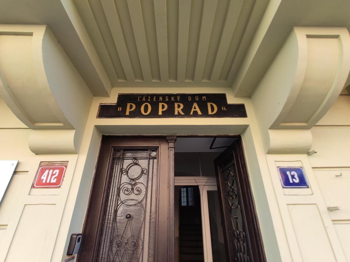 Apartman 63M2 S Balkonem V Lazenskem Centru Κάρλοβι Βάρι Εξωτερικό φωτογραφία